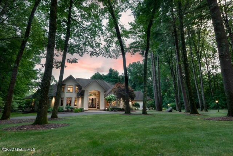 This fabulous home at 11 Stony Brook Dr in Saratoga Springs was listed by Mara King, Christine Hogan Barton and sold by Kate Naughton of Roohan Realty for $1,725,000.