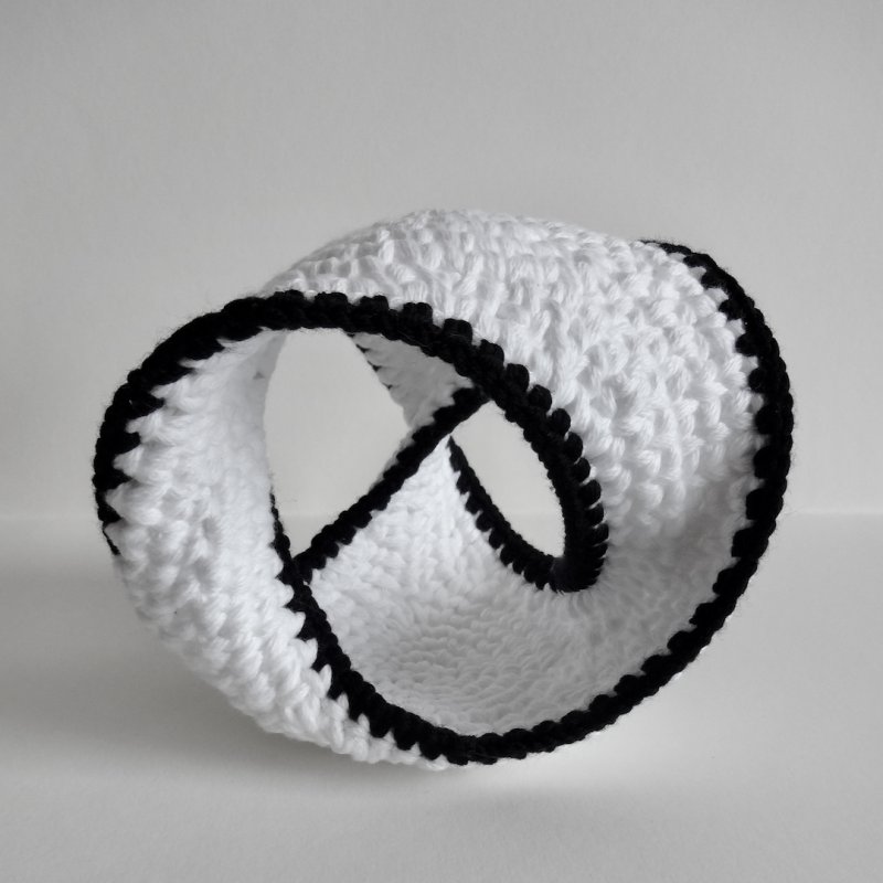 Hanne Kekkonen, Trefoil Knot, 2021, crocheted cotton yarn, plastic rod and wool, 5 1/10 x 5 1/10 x 5 1/10 inches, collection of the artist.