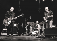 Hot Tuna Mesmerizes on Stage at SPAC