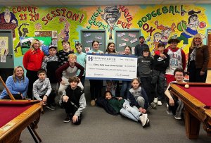 Credit Union Donates $20K to Youth Center