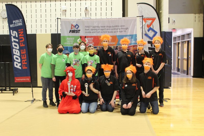 The Robovines teamed up with Mechanical Meltdown from Central NY to win the overall Robot Game. Photo provided.