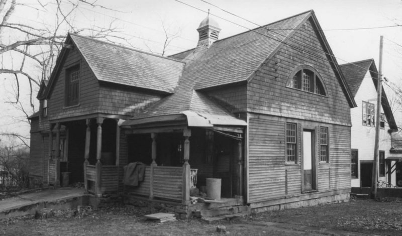 Pre-renovation of 1886 Carriage House