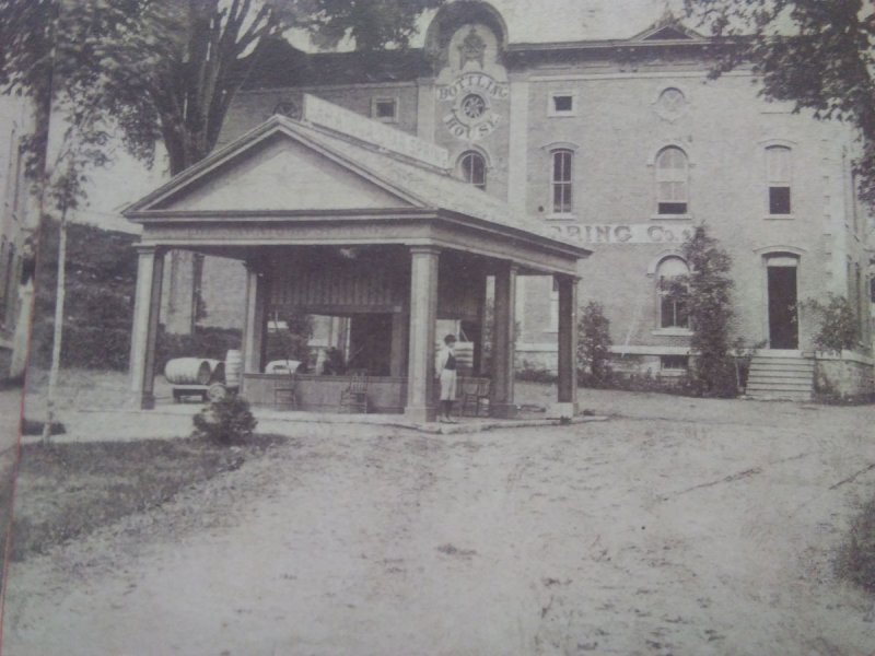 Star Spring in Saratoga Springs, located in the Congress Park/East Side area, at/near Circular Street and Spring Street. Courtesy private collection.