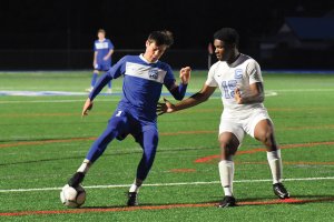 Saratoga Boys Soccer Improves to 6-0-1 in League Play