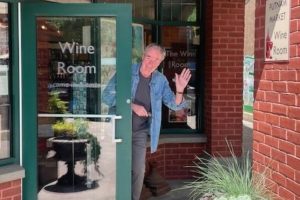 Putnam Market Wine Room Closing, New Cafe Opening